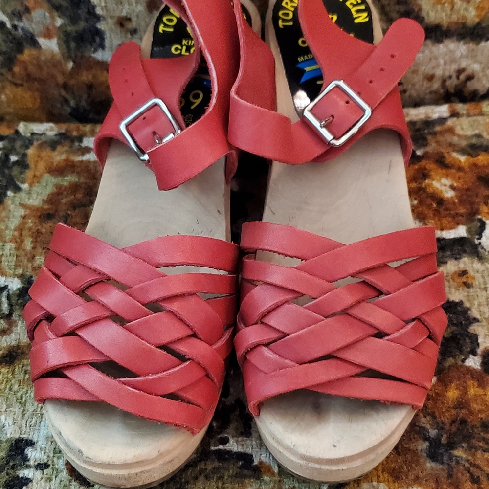Torpatoffeln Cherry Red Sandals